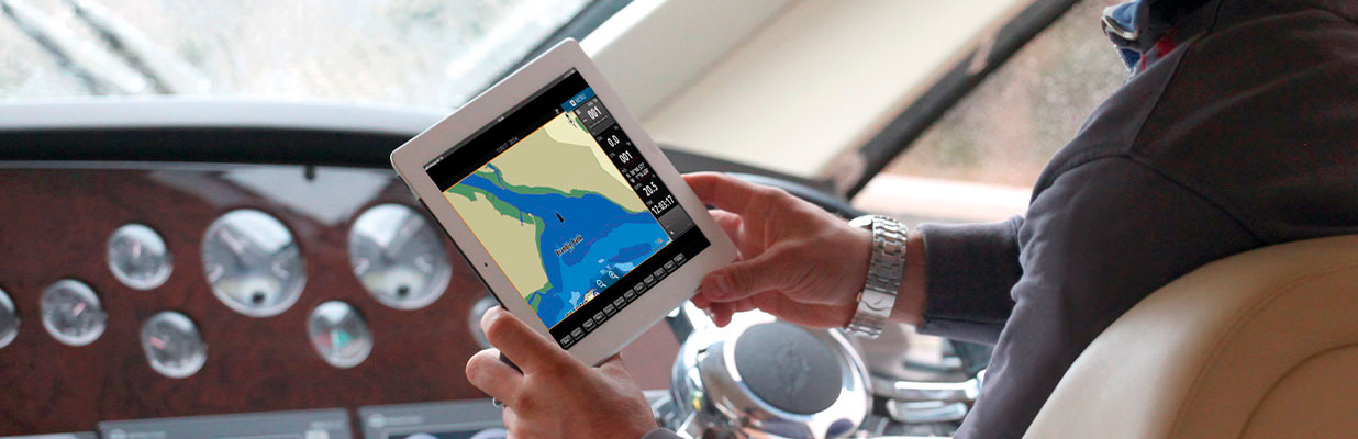 Дисплеи Simrad Go